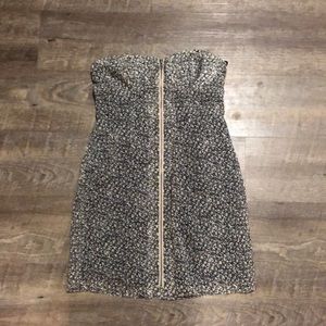 Strapless grey dress